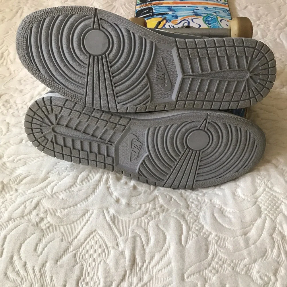 Jordan type athletic